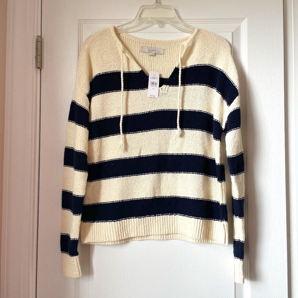 New Women's Ann Taylor Loft Sweater Size XS